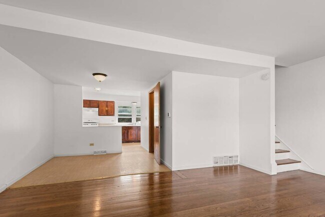 Building Photo - 1225 Broadway Avenue
