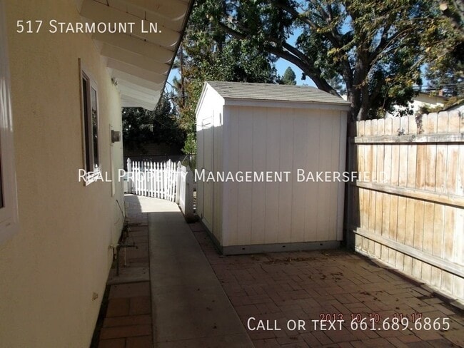 Building Photo - 517 Starmount Ln