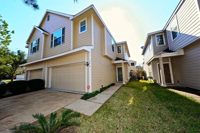 Primary Photo - 16619 Newglen Ln