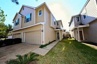 Building Photo - 16619 Newglen Ln