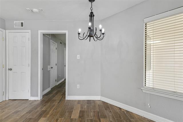 Building Photo - 2312 Balsam Dr