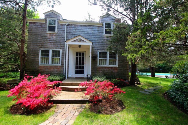 Building Photo - 37 Towd Point Rd