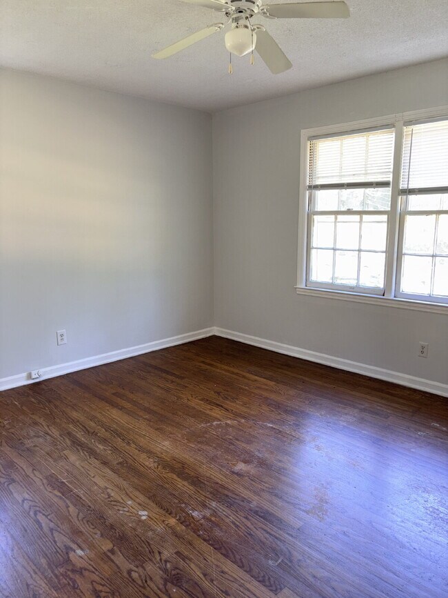 Building Photo - Affordable 2-Bedroom Duplex for Rent – Spartanburg, SC