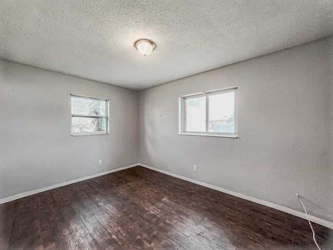 Building Photo - 5396-5368 68th Way N