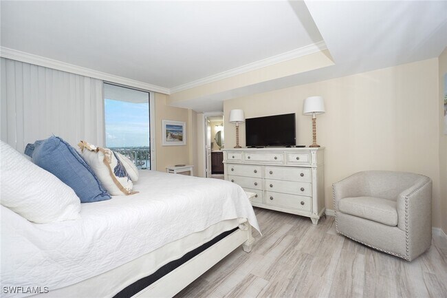 Building Photo - 10701 Gulf Shore Dr