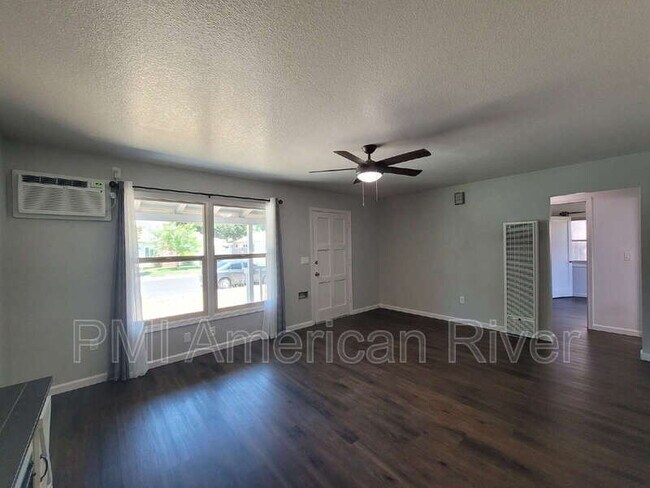 Building Photo - 4550 El Cerrito Way