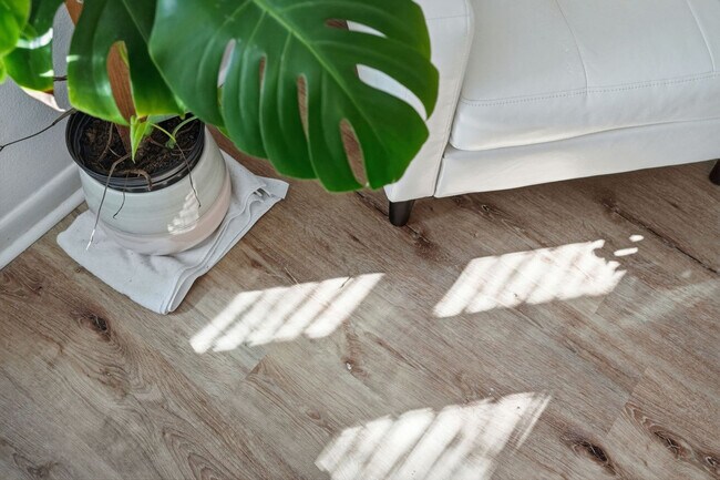 Building Photo - 13609 Heritage Way