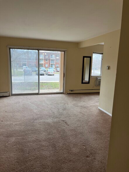 Building Photo - 2 Villa Verde Dr