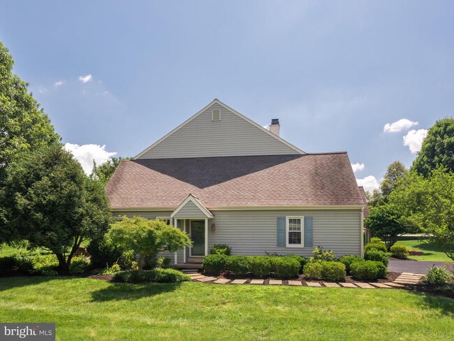 Building Photo - 1616 Todd Ln