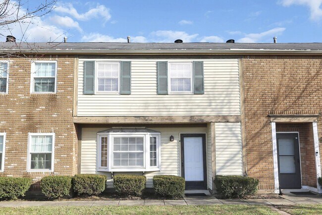 Building Photo - 1642 Park Row Dr