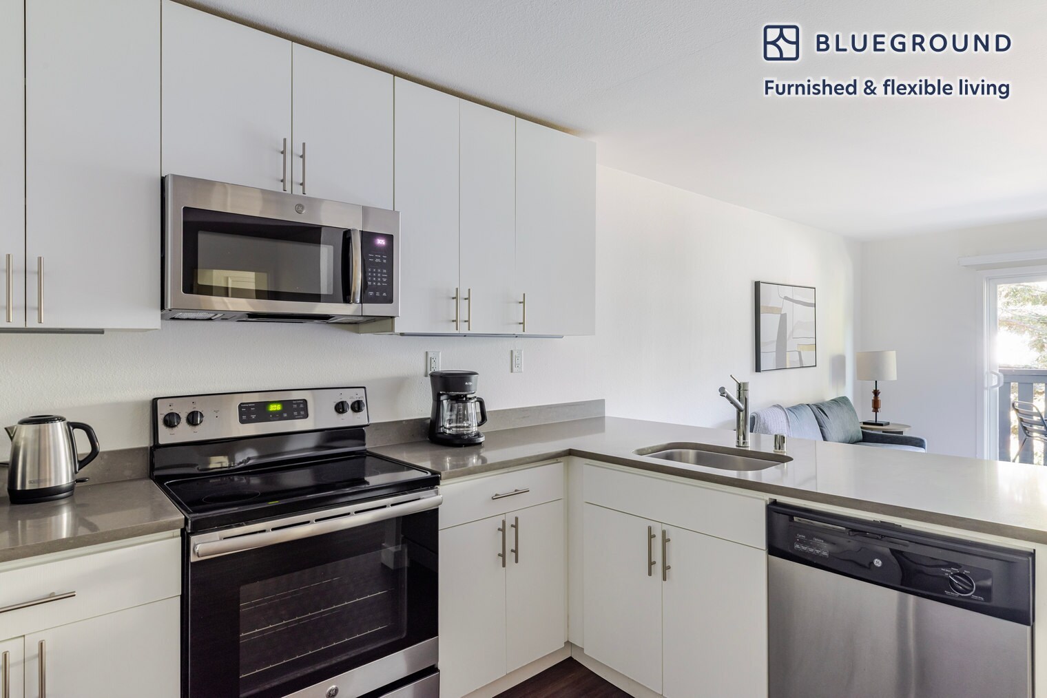 Building Photo - 655 S Fair Oaks Ave