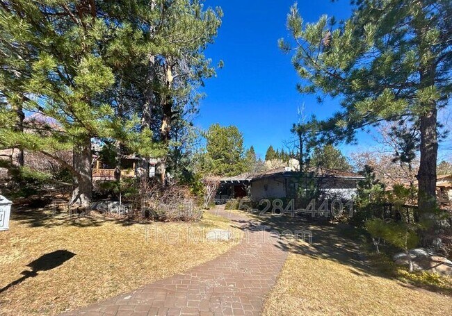 Building Photo - 2795 W Lake Ridge Shores