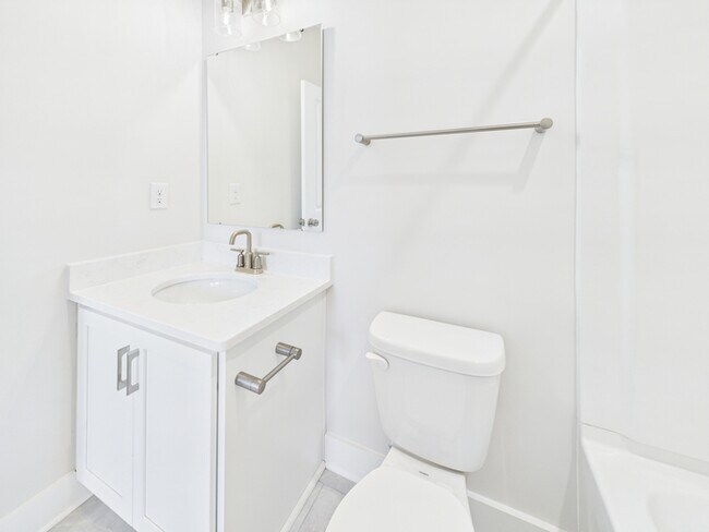 Building Photo - 308 Ferebee Pl