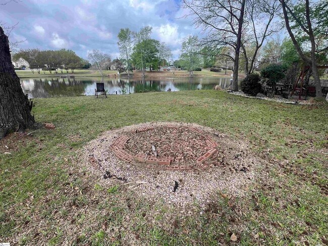 Building Photo - 522 Peach Grove Pl