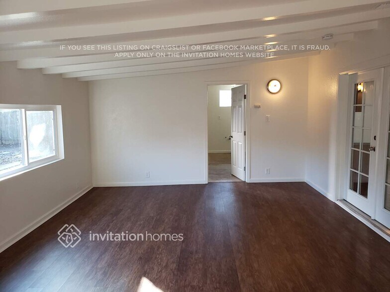 Building Photo - 2124 Winafred St