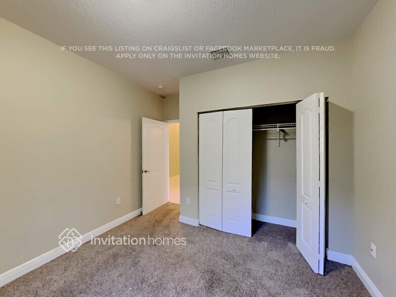 Building Photo - 1445 SW 11th Pl