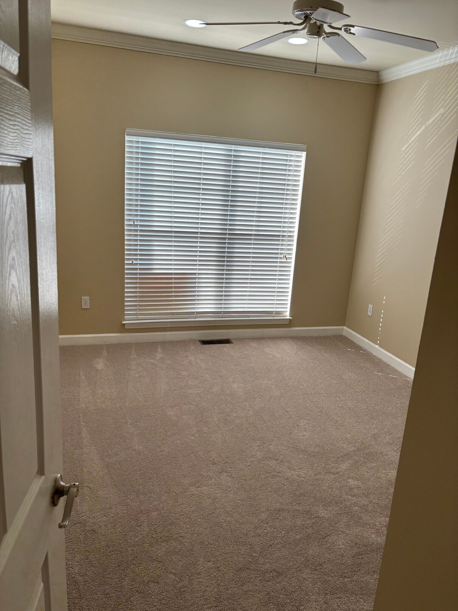 Building Photo - 2602 McKnight Crossing Ct