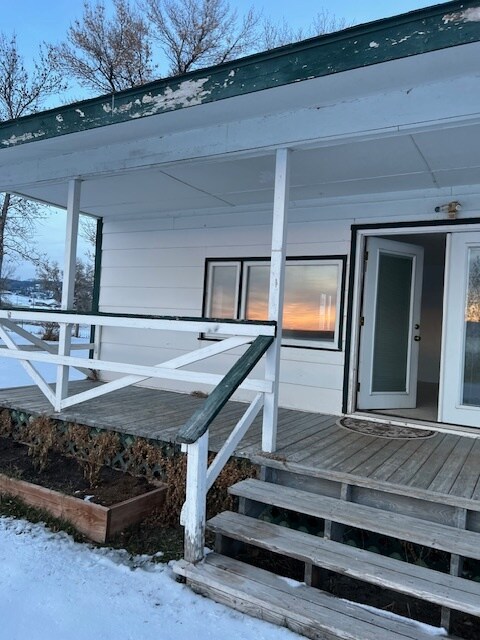 Building Photo - 5508 Lake Helena Dr