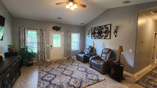 Building Photo - 4651 Griffin Dr