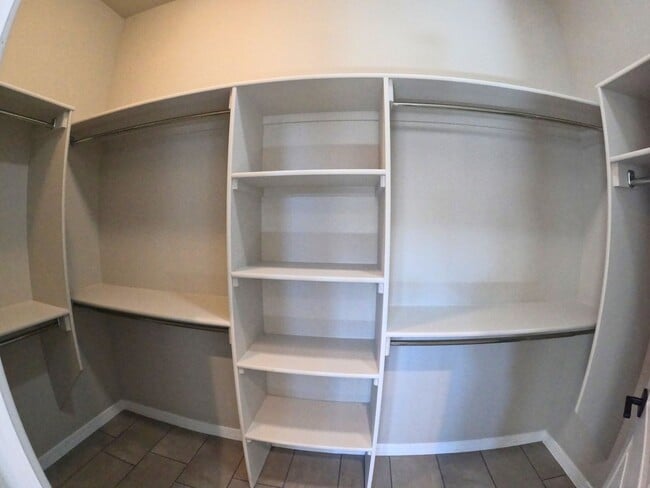 Building Photo - 3729 Santa Clarita Ave