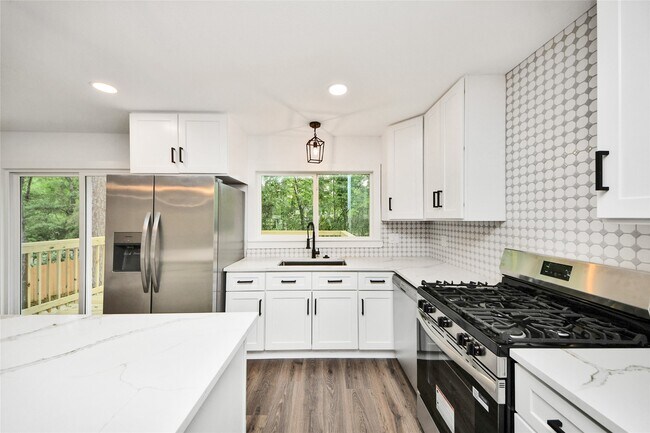 Building Photo - 33 Kittiwake Ct