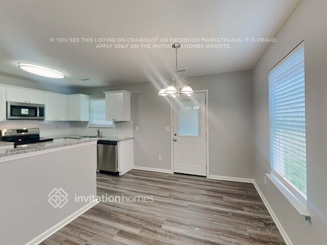 Building Photo - 1308 Crandon Dr