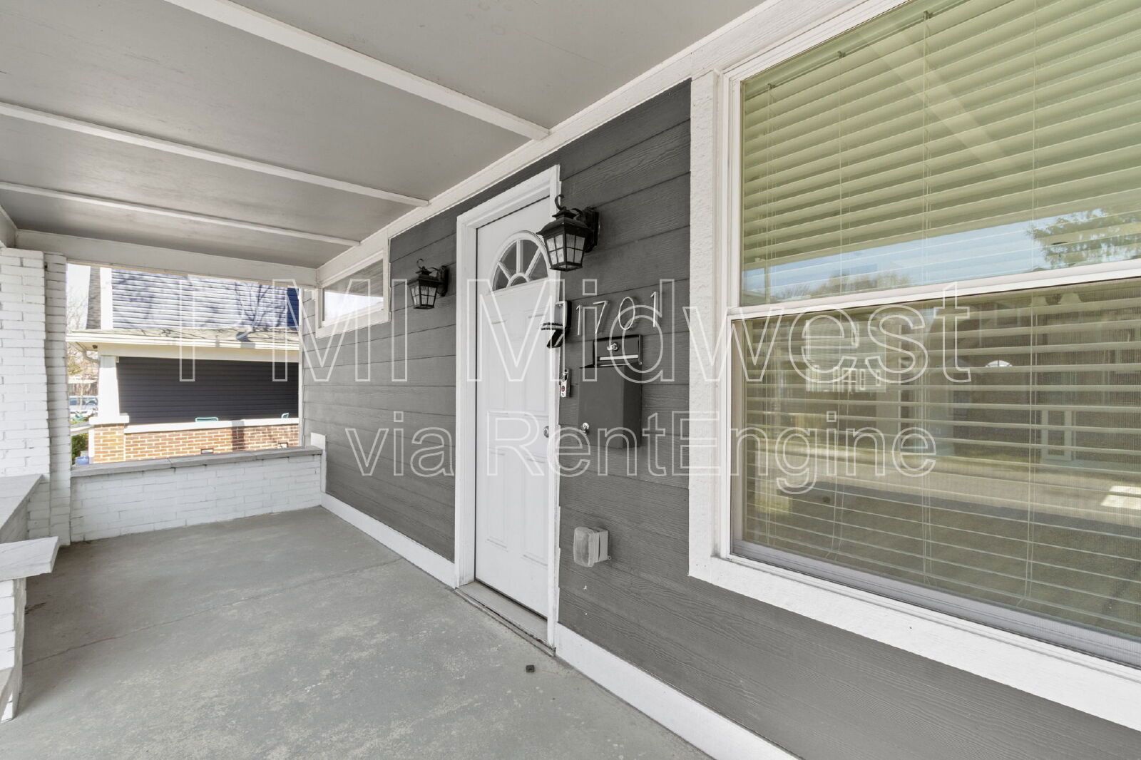 Building Photo - 1701 Barth Ave