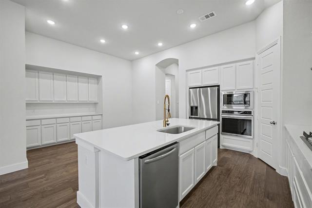 Building Photo - 625 Brockwell Bend