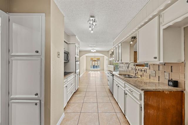 Building Photo - 7258 Brentwood Stair Rd