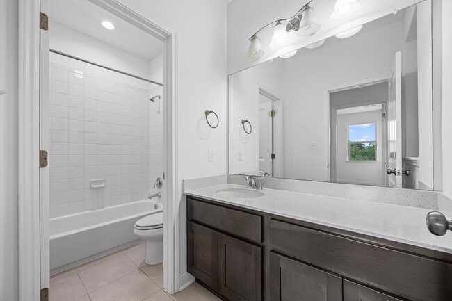 Building Photo - 567 Pecos River Xing