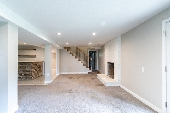 Building Photo - 2344 Alice Bell Rd