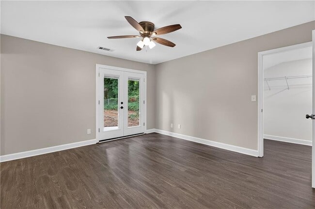 Building Photo - 1540 Spender Dr