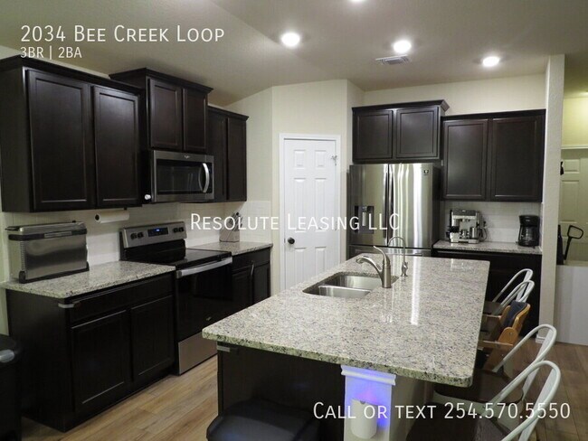 Building Photo - 2034 Bee Crk Lp