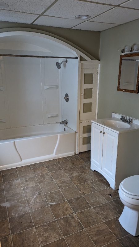 Building Photo - 118 W Franklin St