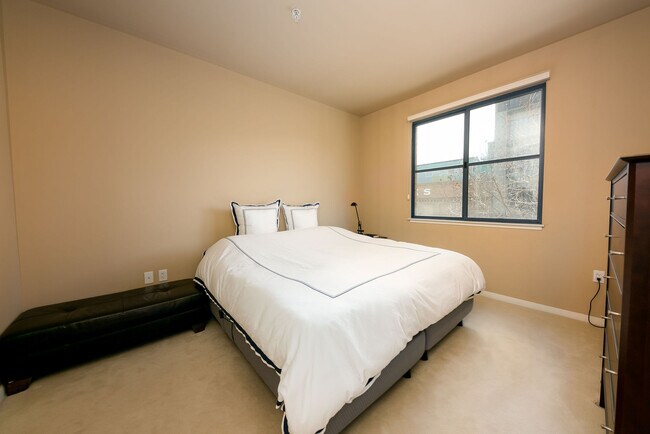 Building Photo - 88 Townsend St