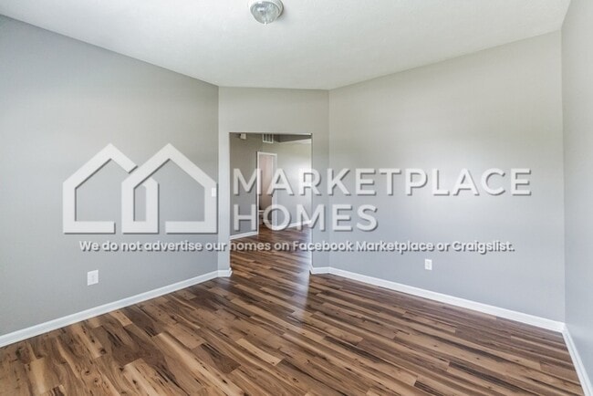 Building Photo - 794 Carolina Way