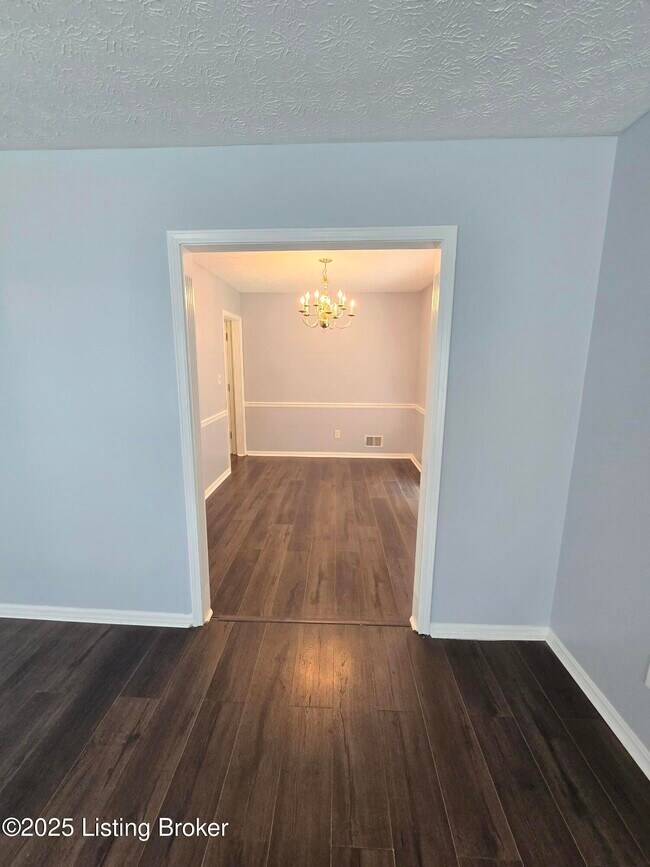 Building Photo - 9313 Le Beau Ct