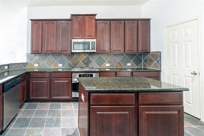 Building Photo - 19923 Brookway Oak Ct