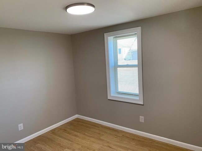 Building Photo - 224 Kern St