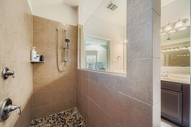 Building Photo - 3313 De Torres Cir
