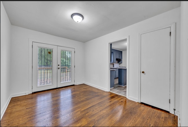 Building Photo - 1725 Mims St SW