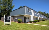 Amelia West - Amelia West Townhomes