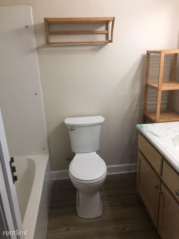 Building Photo - 3 br, 2 bath House - 4009 Valencia Ct