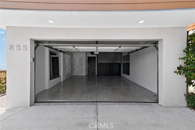 Building Photo - 855 Santa Ana St