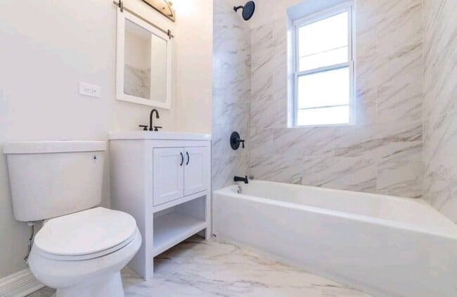 Building Photo - 5824 S Michigan Ave