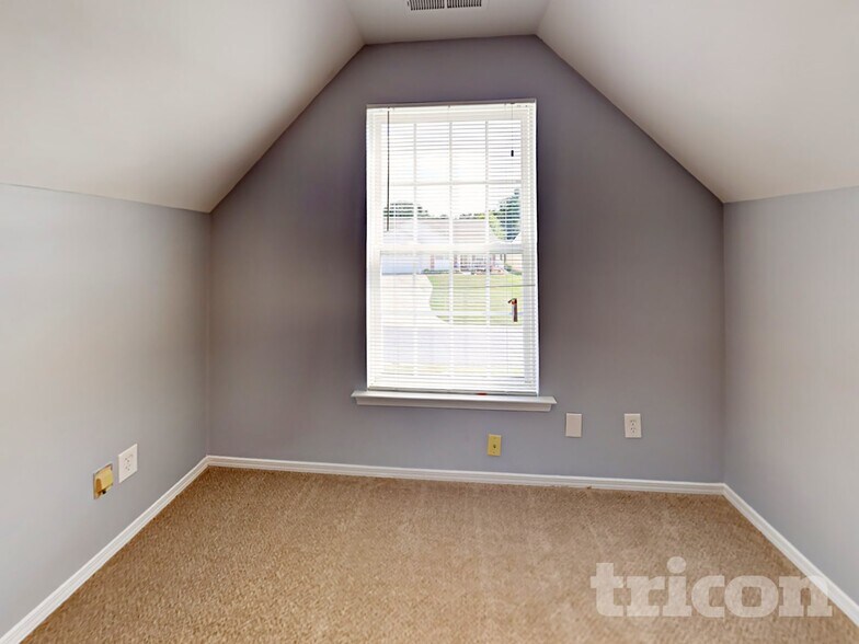 Building Photo - 12435 Shelly Pines Dr