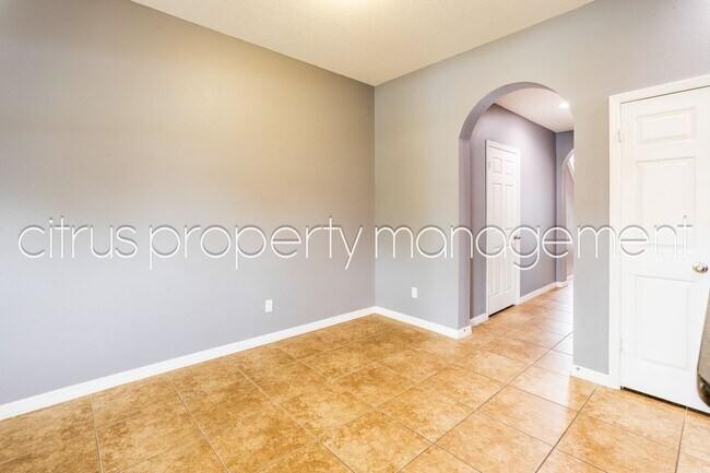 Building Photo - 3813 Black Spruce Ln