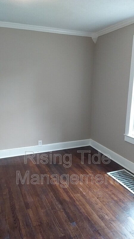 Building Photo - 307 Bessemer Super Hwy