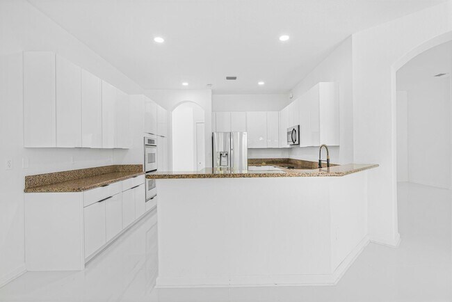 Building Photo - 7551 SW 187th St