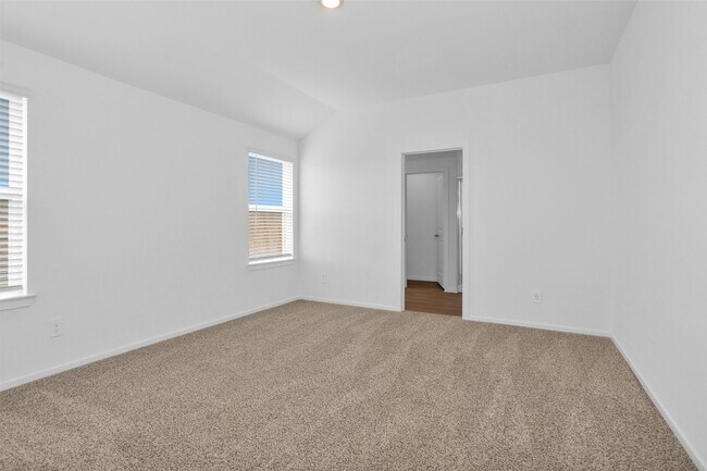Building Photo - 3518 Grassland Dr